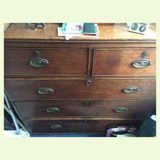 Victorian Oak Chest of Drawers.